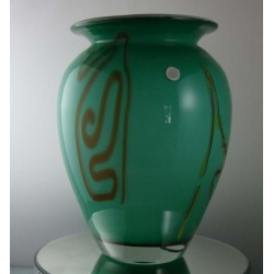 Vase 1990 AT